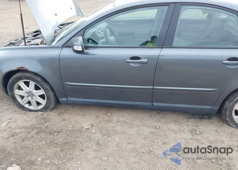 2007 Volvo S40 2.4I z USA, uszkodzony, nr VIN YV1MS382672260138